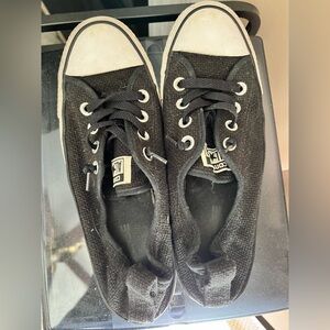 Converse Black and White Women's Sneakers size 8 low tops